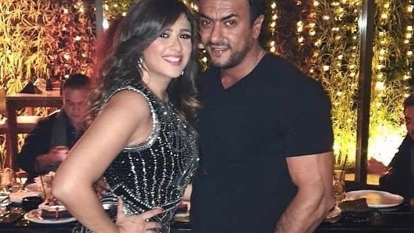 ياسمين عبد العزيز