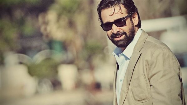 كريم عبد العزيز-