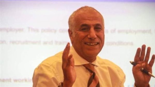 رئيس الزمالك يكشف