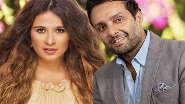 وائل عبدالعزيز وشقيقته-