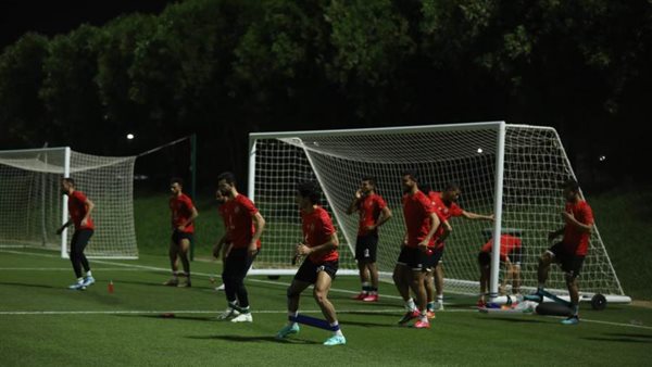 سلاح الأهلي لفك دفاعات