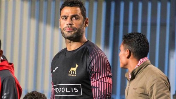 بجانب حراسة المرمى..