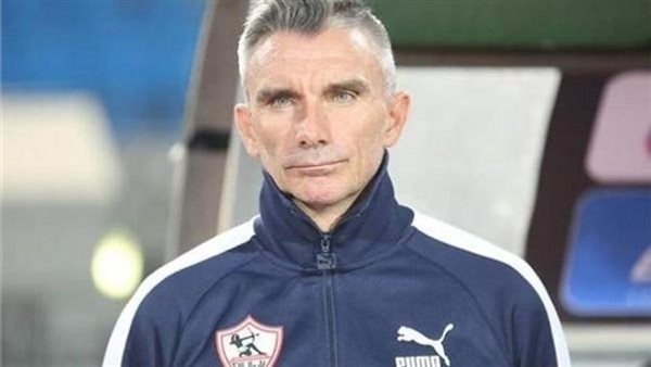 كارتيرون معلقا على