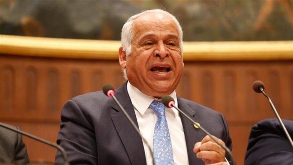 فرج عامر يتهم بعض