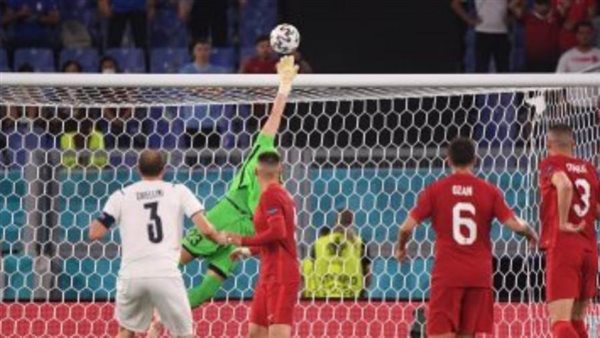 إيطاليا وتركيا في