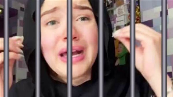 فتاة التيك توك حنين