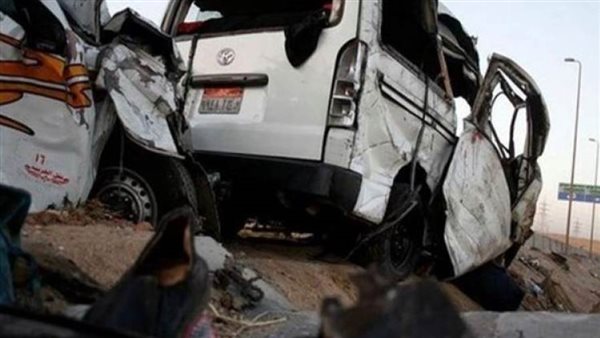 انقلاب سيارة ميكروباص