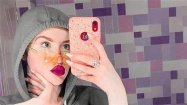 حنين حسام فتاة التيك