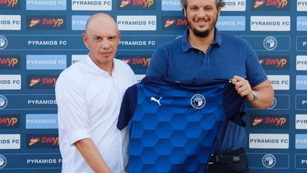 أول صور من تولي تاكيس