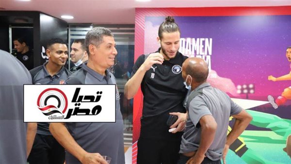 رمضان صبحي مع عمال