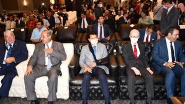 أشرف صبحي أرشيفية