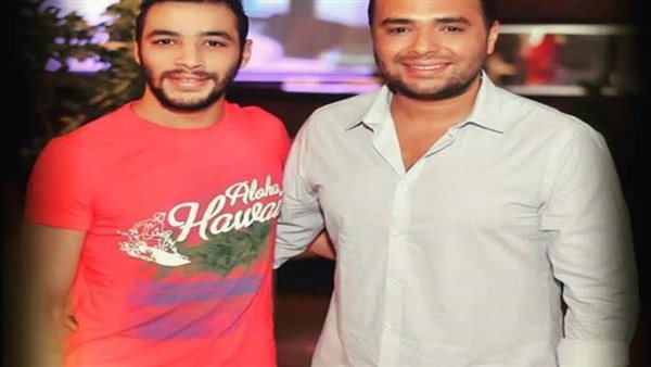 رامي صبري وشقيقة