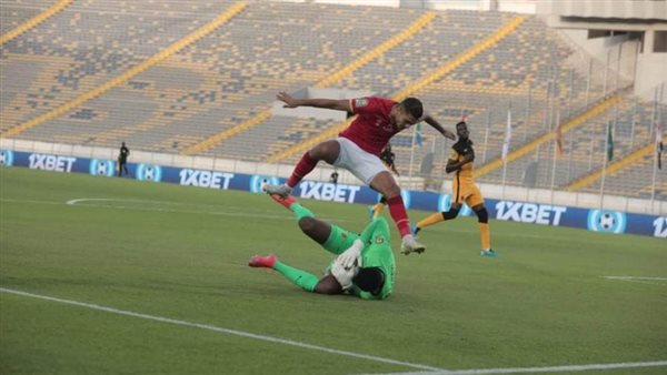 الأهلي وكايزر تشيفز