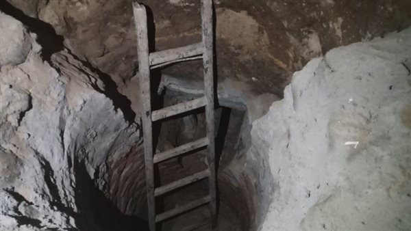 التنقيب عن الاثار