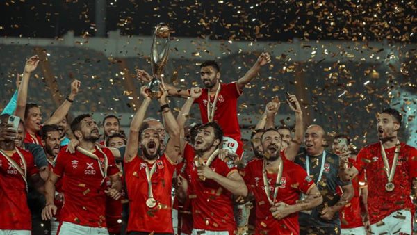 النادي الأهلي للمنافسين: