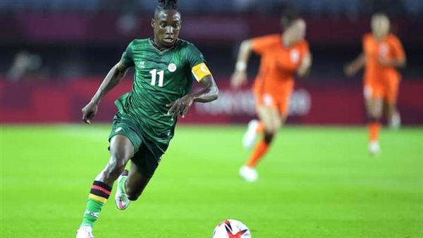 باندا لاعبة منتخب