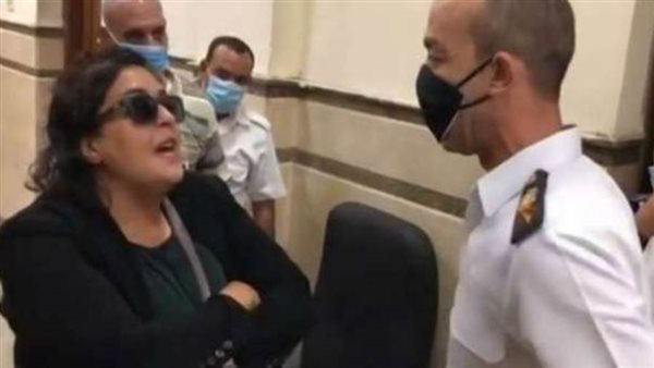 سيدة المحكمة