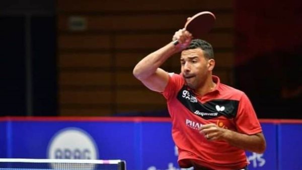 عمر عصر أرشيفية