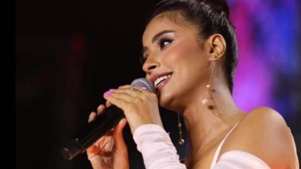 روبي من حفلها بالساحل