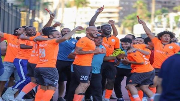 فاركو يوضح رصد نصف