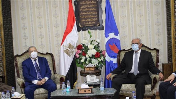 المستشارعصام المنشاويرئيس