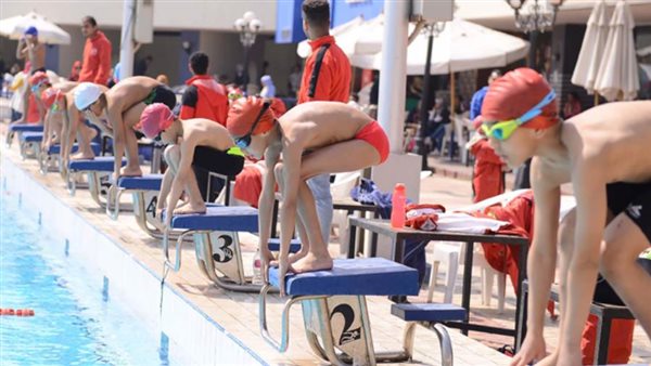 منافسات السباحة