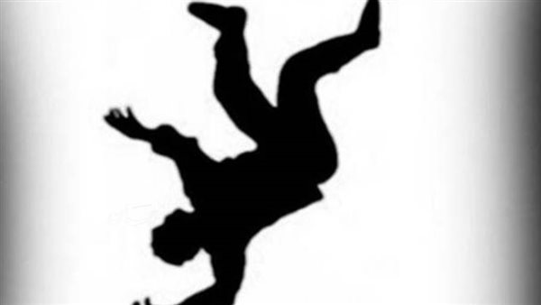 سقوط شاب - ارشيفية