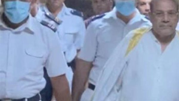 رجال الاعمال حسن