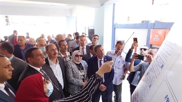 تنفيذ ١٧٠٢ مشروع