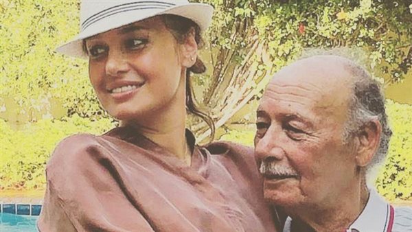 حلا شيحة ووالدها