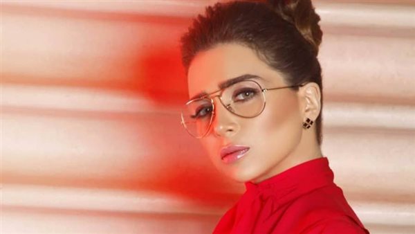 مي عز الدين _ أرشيفية