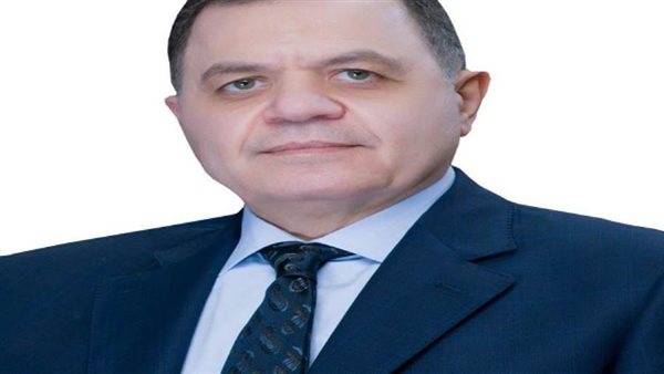 وزير الداخلية اللواء