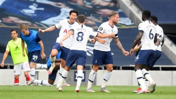 توتنهام هوتسبيرج-أرشيفية