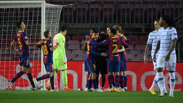 برشلونة ودينمو كييف