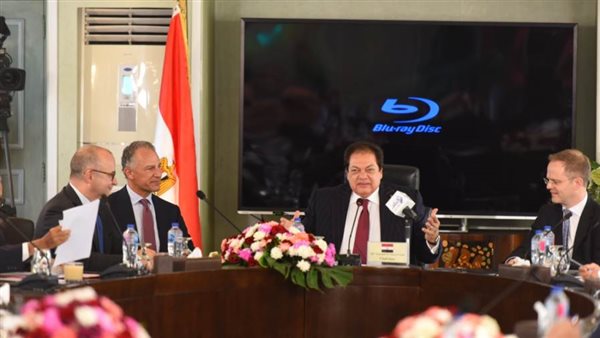 النائب محمد أبو العينين