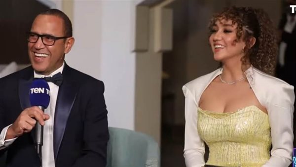 أشرف عبد الباقي وابنته