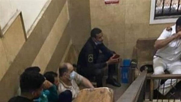 الدكتور أيمن منصور