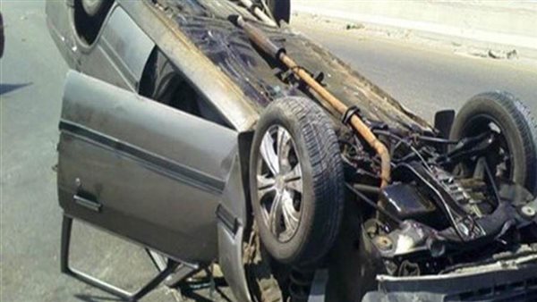 انقلاب سيارة ملاكي