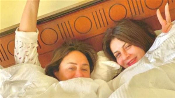 نجلاء بدر وإنچي علي