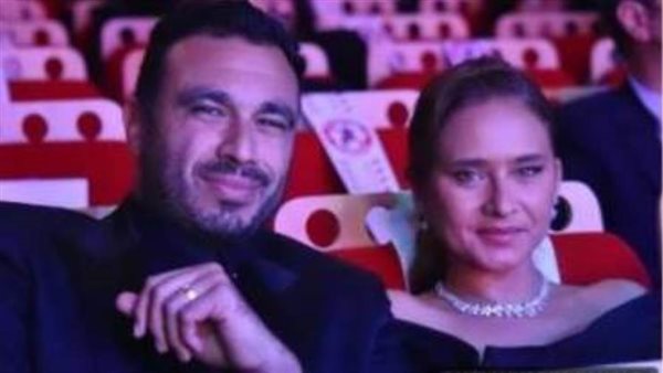 نيللي كريم وهشام