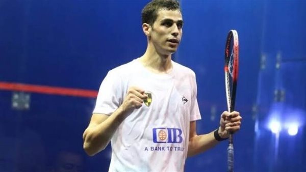 علي فرج لاعب الإسكواش