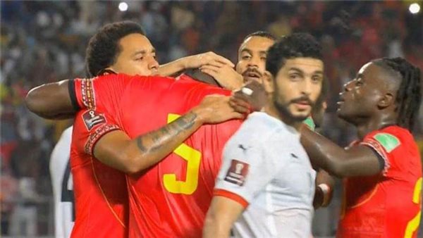 الشوط الأول: أنجولا