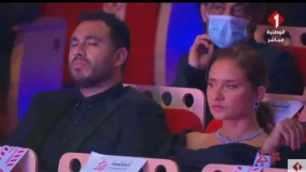 نيللي كريم وزوجها