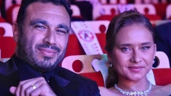 نيللي كريم وزوجها