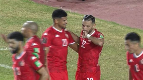 علي معلول يسجل الهدف