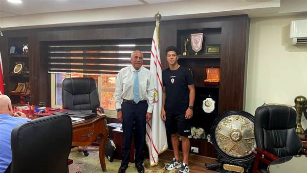 توقيع إمام عاشور