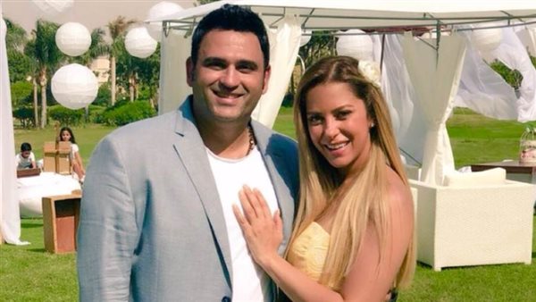 أكرم حسني وريم مصطفى