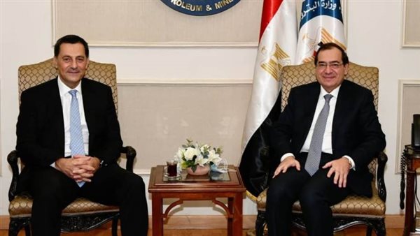 وزير البترول مع ماثيوس