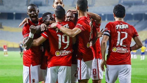 قائمة الأهلي لمباراة