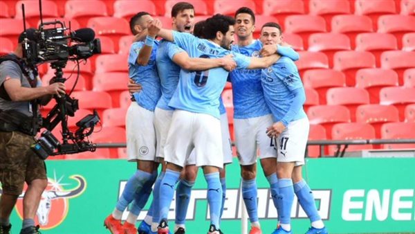 مانشستر سيتي يضرب